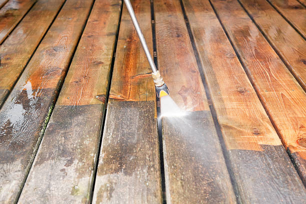 Best Garage Pressure Washing  in Streamwood, IL